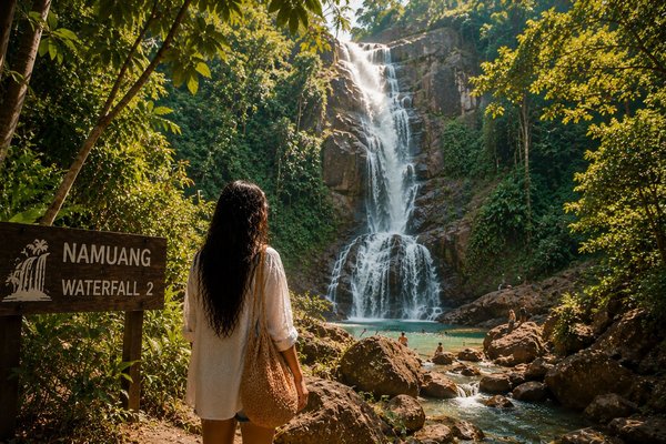 Na Muang Waterfall 2 - Второй из водопадов